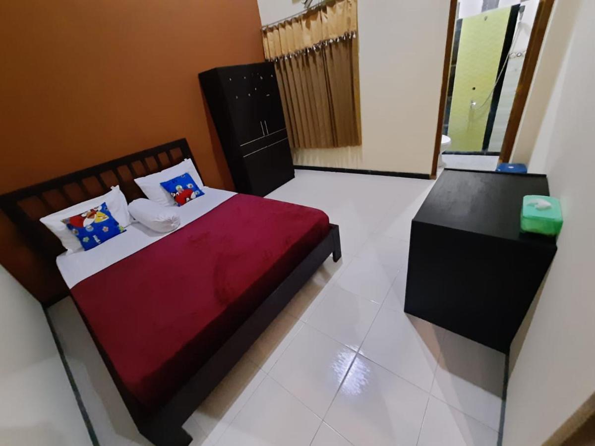 999 Khs 2 Homestay Gilimanuk Exterior photo